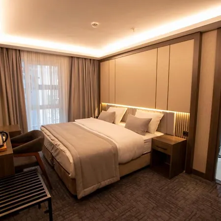 Hotel Garden 4*