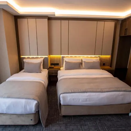 Hotel Garden 4*